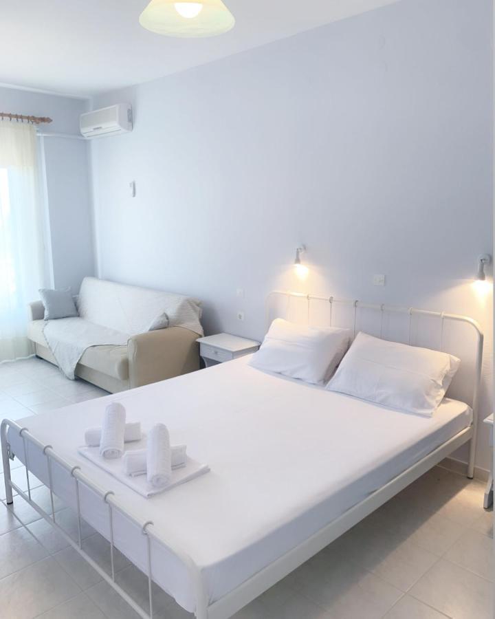 Ilias Apartments Finikounda Exteriér fotografie